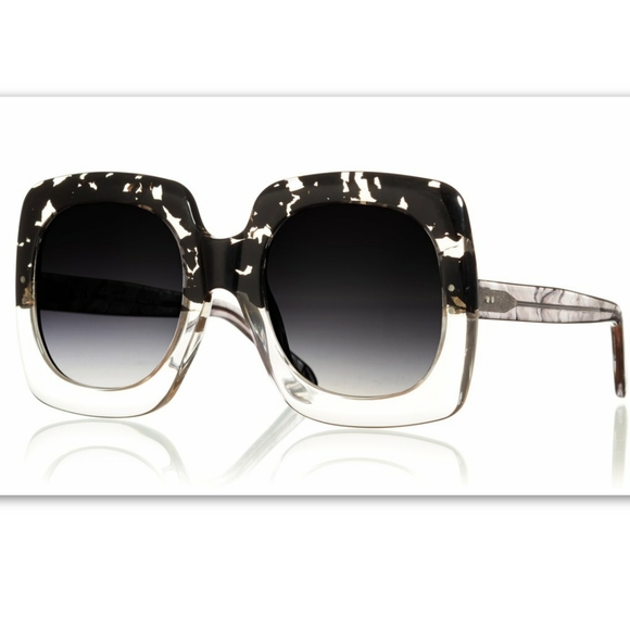 Marie - Darylynn EyeWear Luxury Italian Sunglasses - Picture 4 of 13